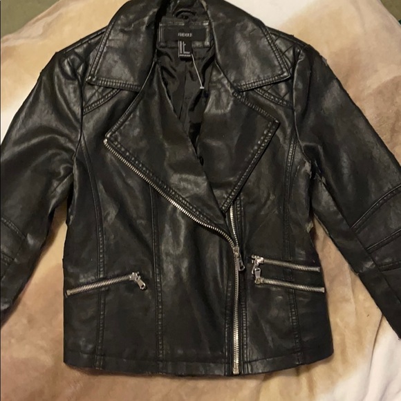 Forever 21 Jackets & Blazers - Vegan leather jacket black size small